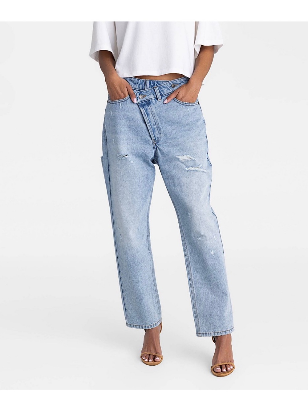 KBB by KAHLANA Mid-Rise Tapered Leg 'The Dylan Jean' (Light Wash - Size 6)